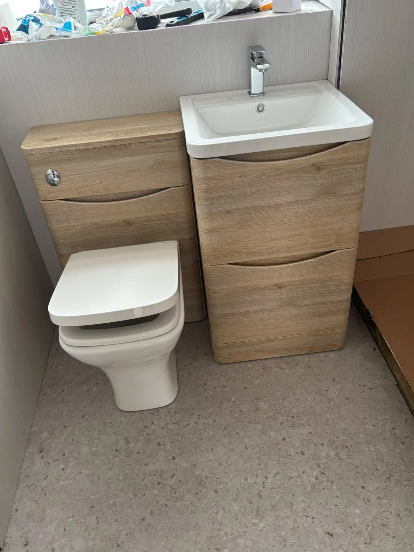 Oak-effect vanity unit and matching toilet unit with square basin and chrome tap
